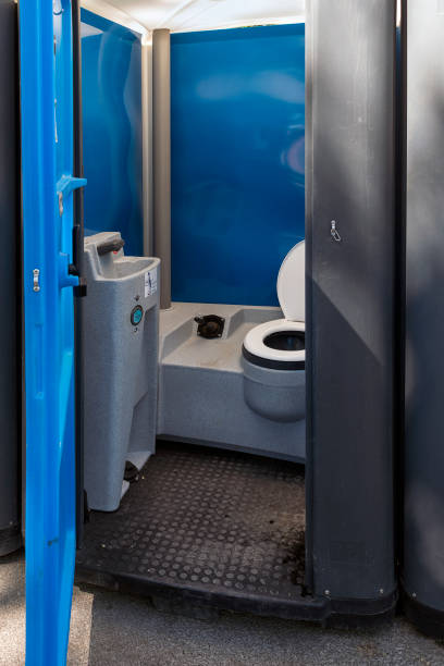 Best Luxury portable toilet rental  in Youngstown, OH