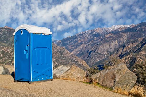 Portable Toilet Options We Offer in Youngstown, OH